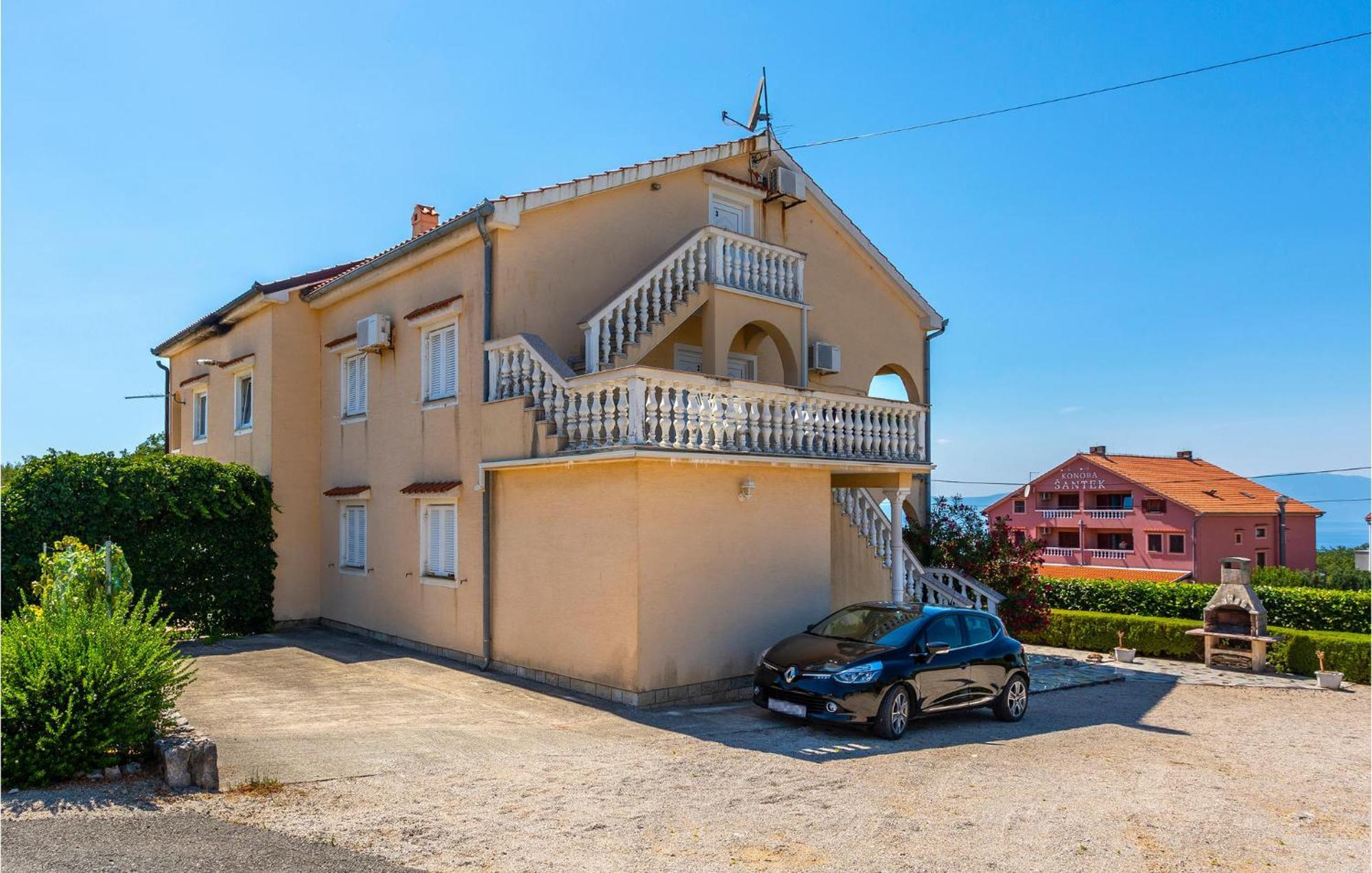 2 Bedroom Beautiful Apartment In Rasopasno Exterior photo